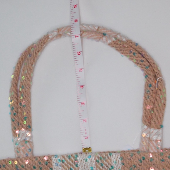 Chanel Beauté Pink and White Plaid Sequin Tote - VIP Gift - Picture 4 of 7